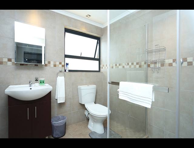 10 BEDROOM HOUSE FOR SALE IN ORCHARDS